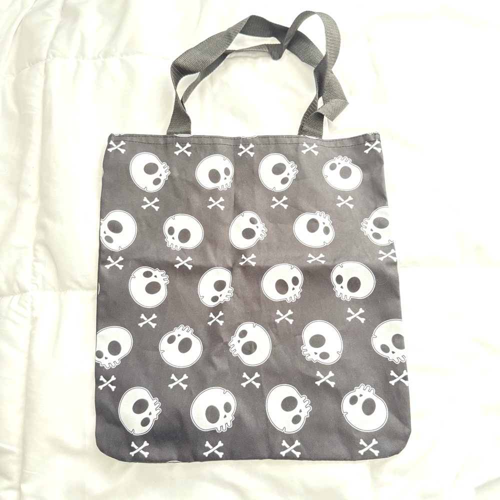 Black Skull Pattern Tote Bag
